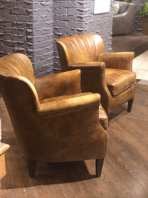 leather-chair-beautiful-high-point-market-stephanie-kraus-mainline-pa.jpg
